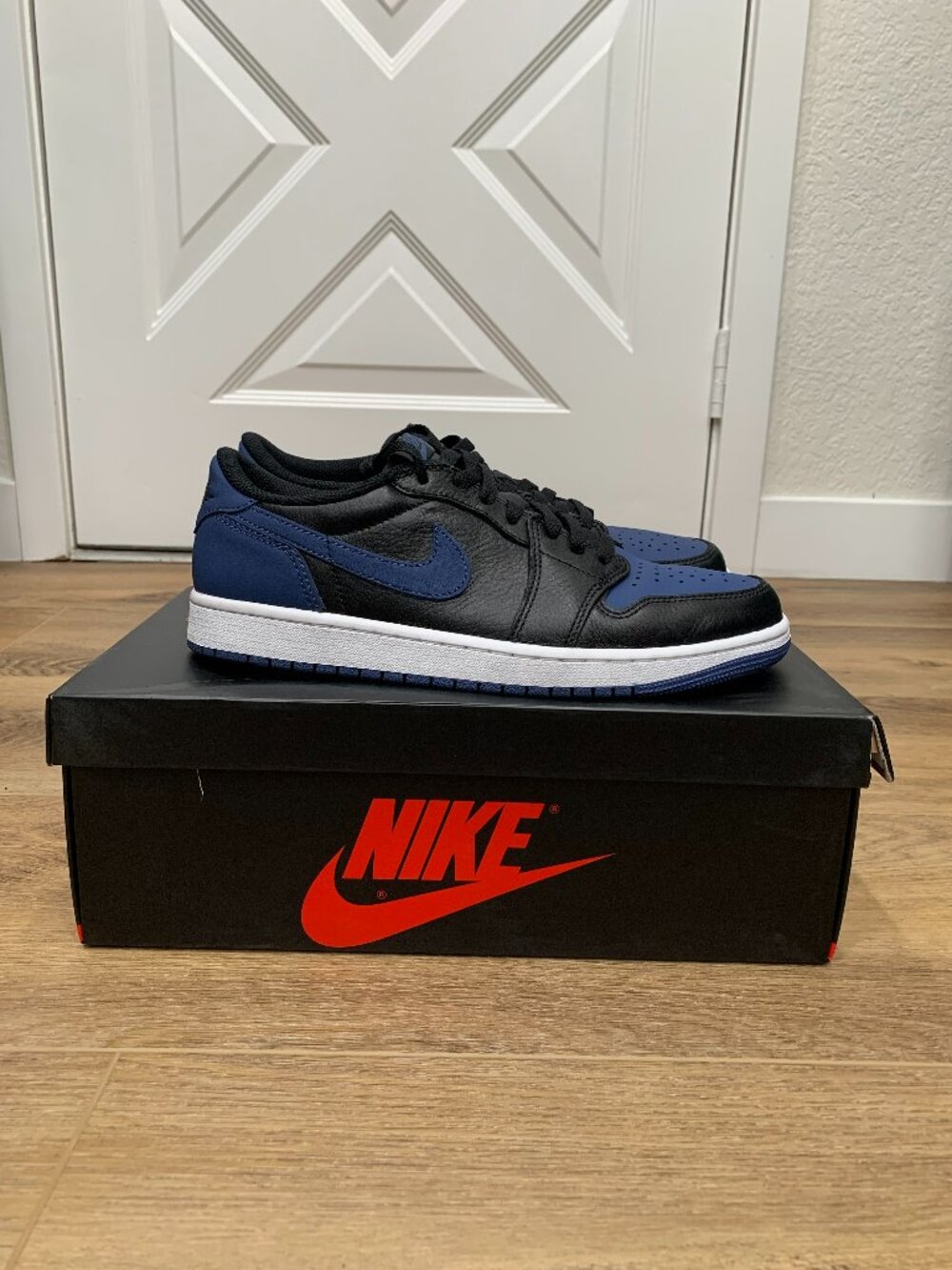 Air Jordan 1 Retro Low OG "Mystic Navy" (Used, Size 9.5M)